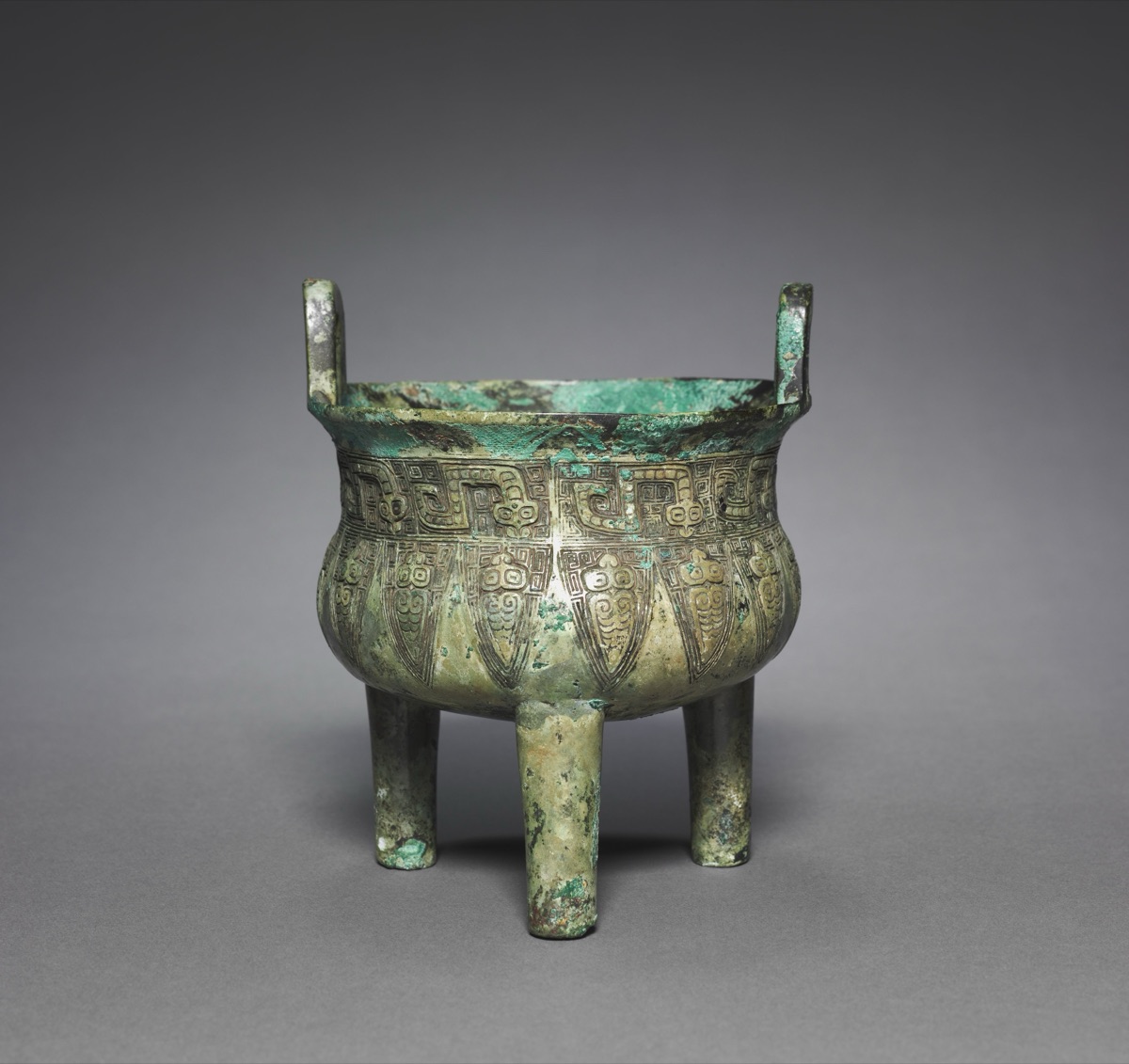 Tripod Cauldron (Ding)