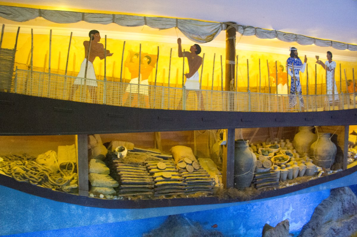 Reconstruction of the Uluburun Shipwreck